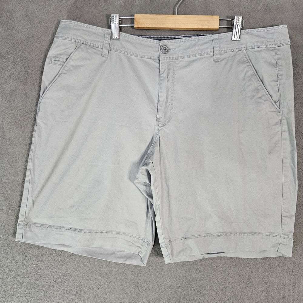 Natural Reflections Womens 16 Bermuda Khaki Shorts Gray Outdoors Khaki Granola